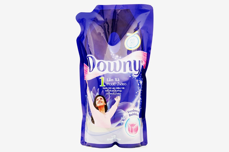 Nước xả vải Downy